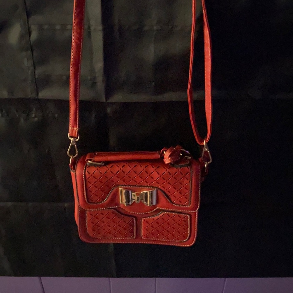 BEAUTIFUL RED MICHAEL MICHELLE PURSE